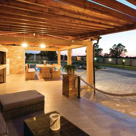 Gorgeous In With Kitchen Gorica (Zadar)