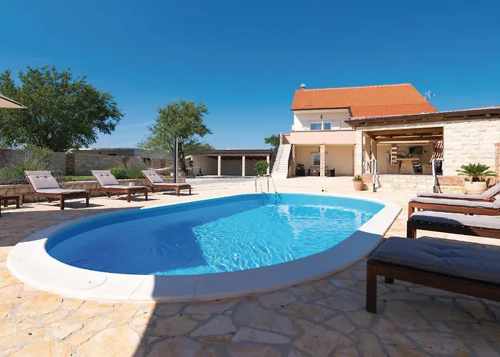 Сasa de vacaciones Five-bedroom In Gorica (Zadar)