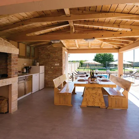Casa vacanze Five-bedroom In Gorica (Zadar)