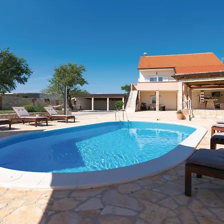 Casa vacanze Five-bedroom In Gorica (Zadar)